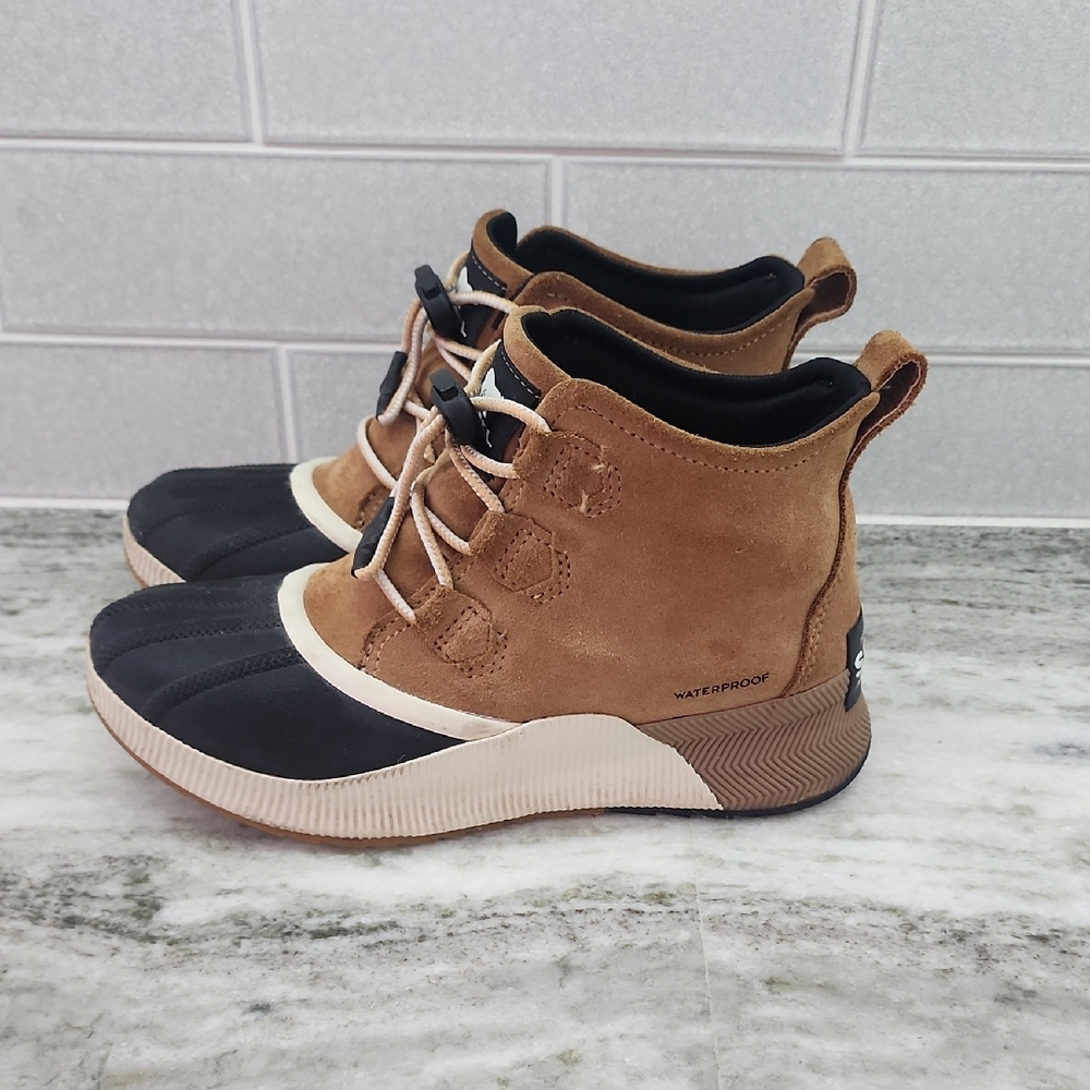 Sorel Waterproof Duck Boots, Size 6